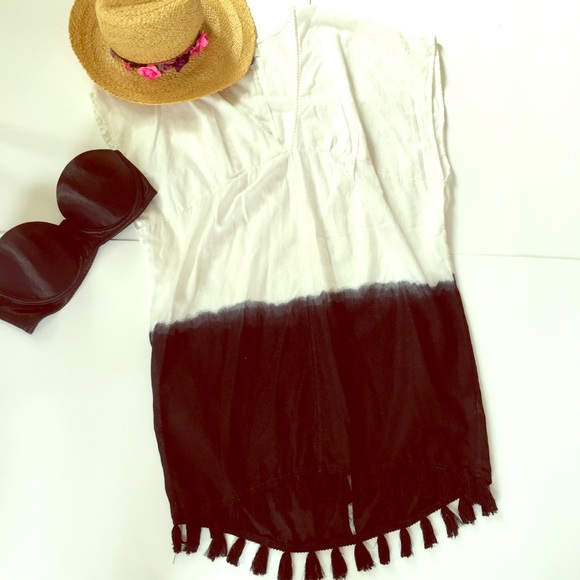 Other - ✨HP✨COLOR BLOCK OMBRÉ FRINGE BEACH COVER UP